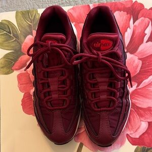 Nike Air Max Deep Red Sneakers